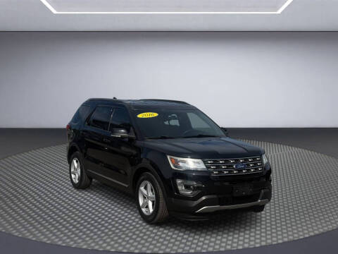 2016 Ford Explorer XLT 4WD photo