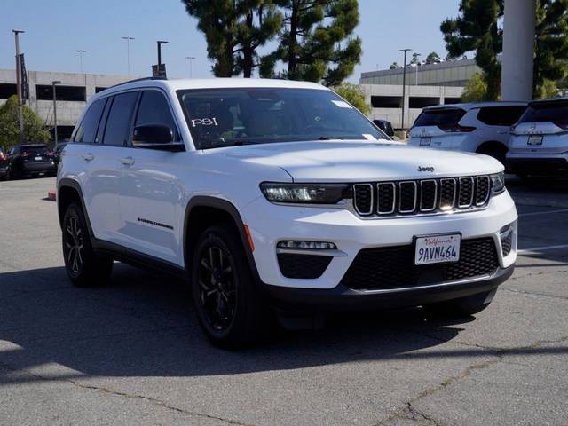 2022 Jeep Grand Cherokee Limited 4WD photo