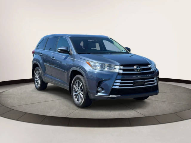 2017 Toyota Highlander XLE AWD photo