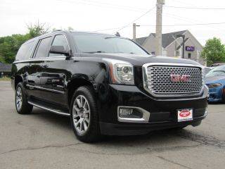 2016 GMC Yukon XL Denali 4WD photo