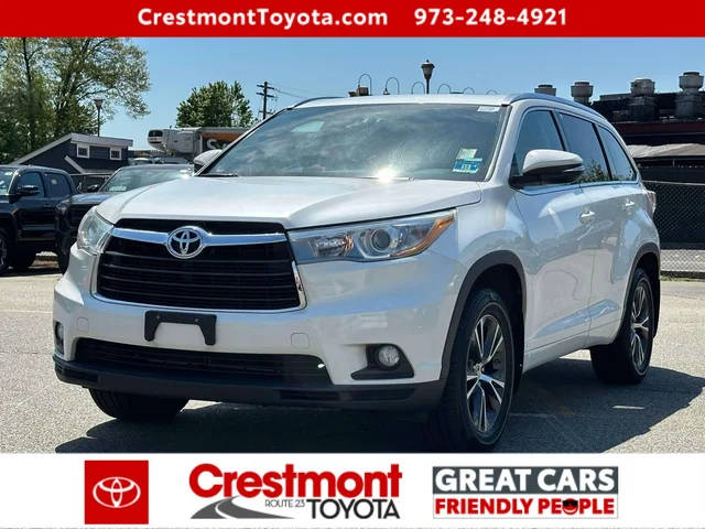 2016 Toyota Highlander XLE AWD photo