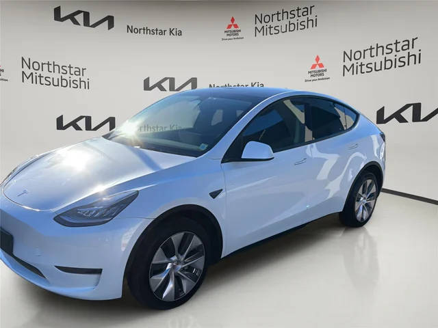 2023 Tesla Model Y Performance AWD photo