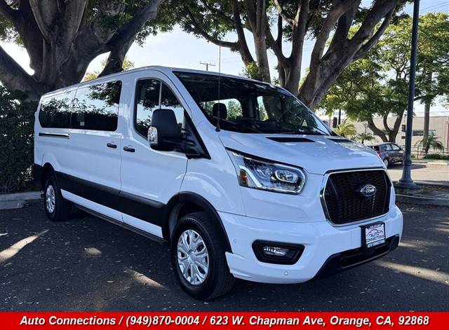 2023 Ford Transit Passenger Wagon XL RWD photo