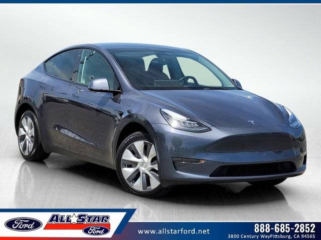 2023 Tesla Model Y Long Range AWD photo