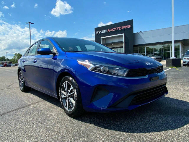 2022 Kia Forte LXS FWD photo