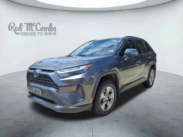 2022 Toyota RAV4 Hybrid XLE AWD photo