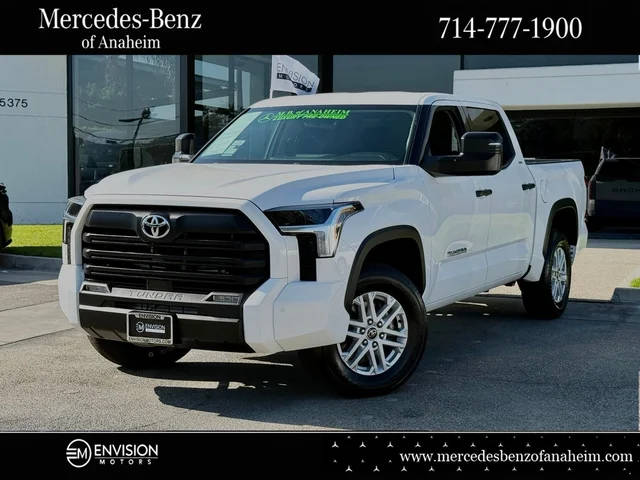 2022 Toyota Tundra SR5 4WD photo