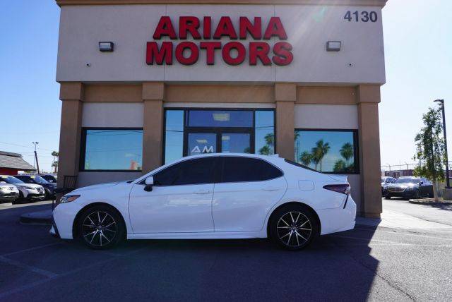 2021 Toyota Camry SE FWD photo