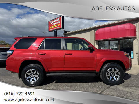 2022 Toyota 4Runner TRD Off Road 4WD photo