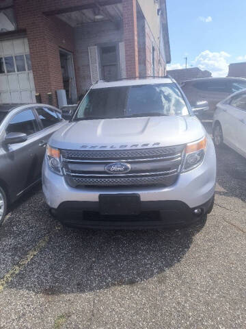 2015 Ford Explorer XLT 4WD photo