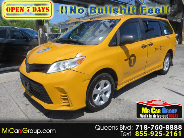 2019 Toyota Sienna L FWD photo