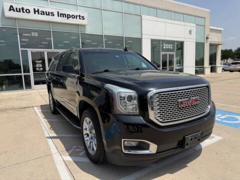 2016 GMC Yukon XL Denali RWD photo
