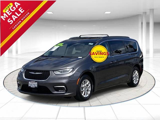 2022 Chrysler Pacifica Minivan Touring L FWD photo