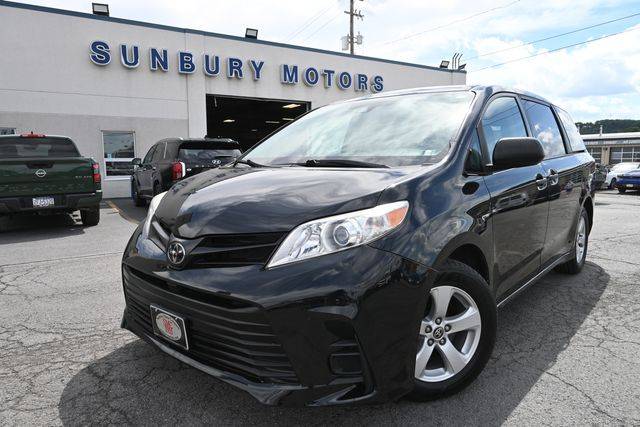 2020 Toyota Sienna L FWD photo
