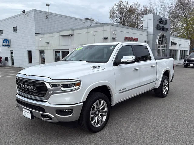 2022 Ram 1500 Limited 4WD photo