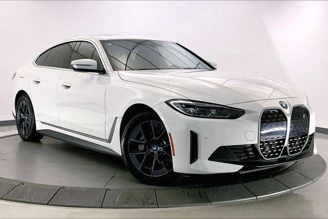 2023 BMW i4 eDrive35 RWD photo