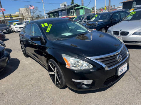 2015 Nissan Altima 2.5 S FWD photo