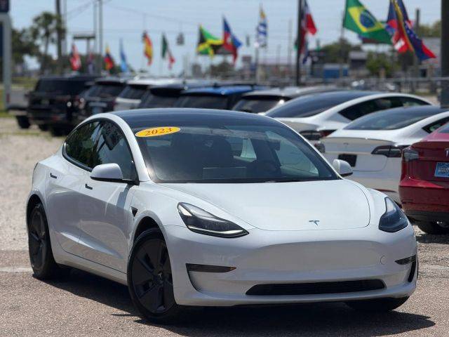 2023 Tesla Model 3 RWD photo