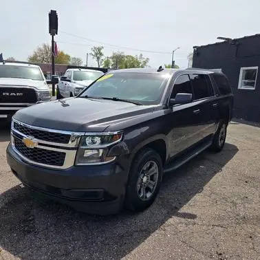 2016 Chevrolet Suburban LS 4WD photo
