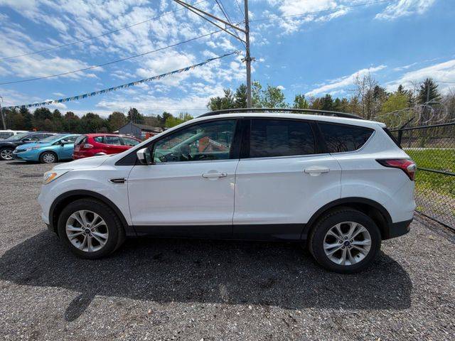 2017 Ford Escape SE 4WD photo
