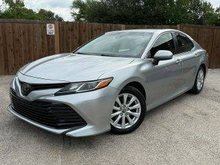 2018 Toyota Camry  FWD photo