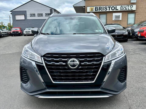 2021 Nissan Kicks SV FWD photo