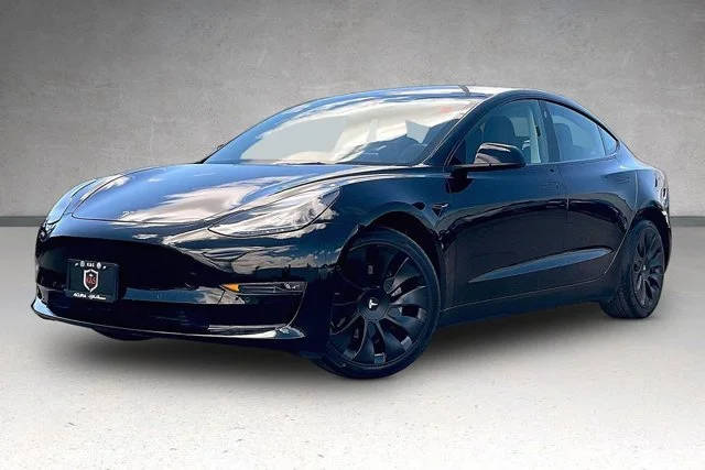 2022 Tesla Model 3 Long Range AWD photo