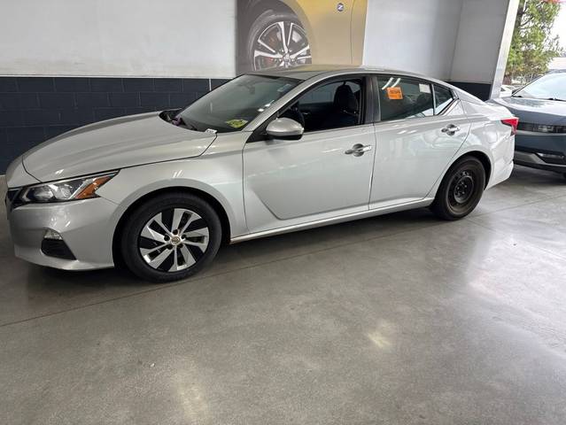 2021 Nissan Altima 2.5 S FWD photo