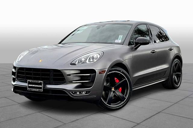 2015 Porsche Macan Turbo AWD photo