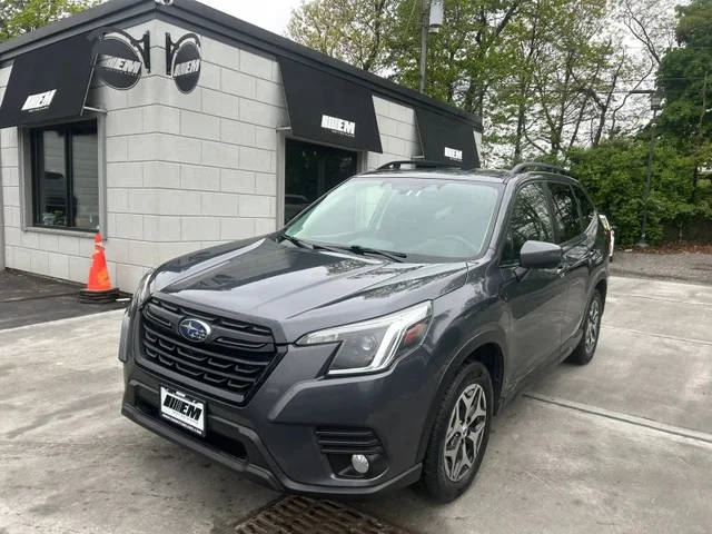 2022 Subaru Forester Premium AWD photo