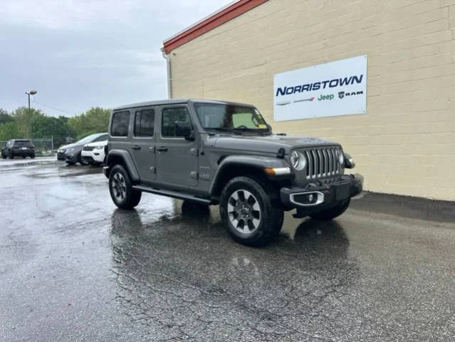 2022 Jeep Wrangler Unlimited Unlimited Sahara 4WD photo