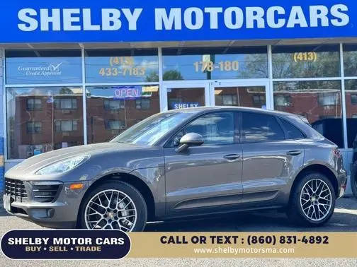 2015 Porsche Macan S AWD photo