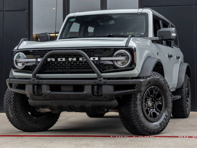 2023 Ford Bronco 4 Door Wildtrak 4WD photo