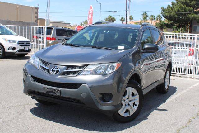2015 Toyota RAV4 LE FWD photo