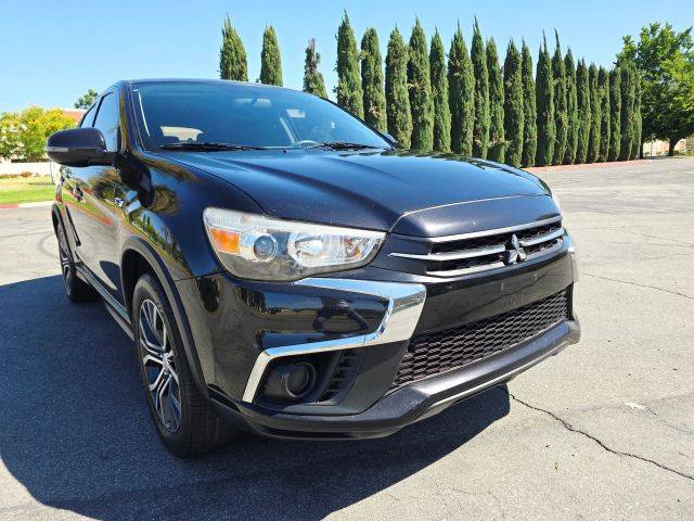2019 Mitsubishi Outlander Sport LE 2.0 FWD photo