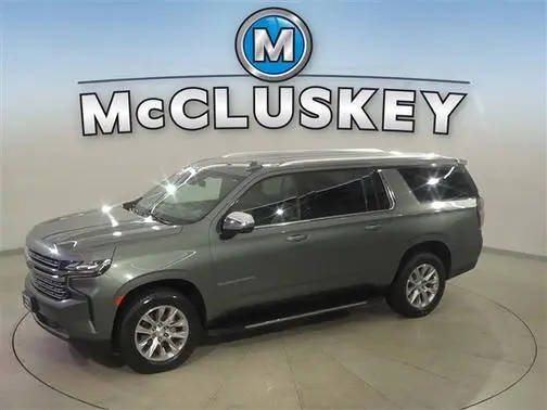 2023 Chevrolet Suburban Premier 4WD photo