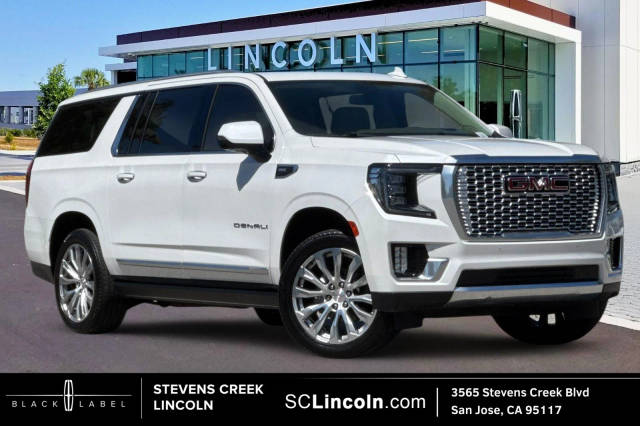 2022 GMC Yukon XL Denali 4WD photo