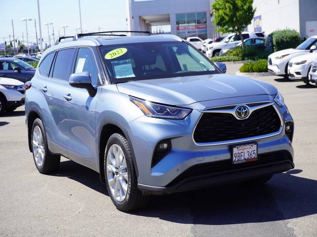 2022 Toyota Highlander Limited AWD photo