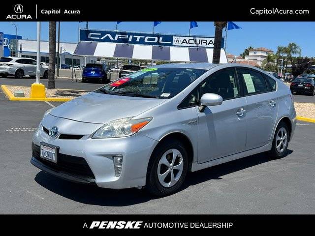 2015 Toyota Prius Four FWD photo