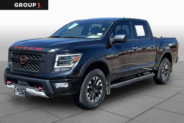 2022 Nissan Titan PRO-4X 4WD photo