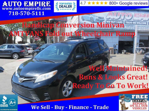 2018 Toyota Sienna LE FWD photo