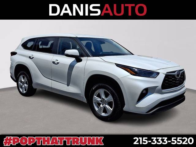 2023 Toyota Highlander L FWD photo