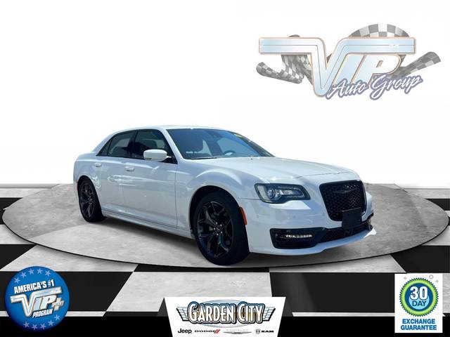 2023 Chrysler 300 300S RWD photo