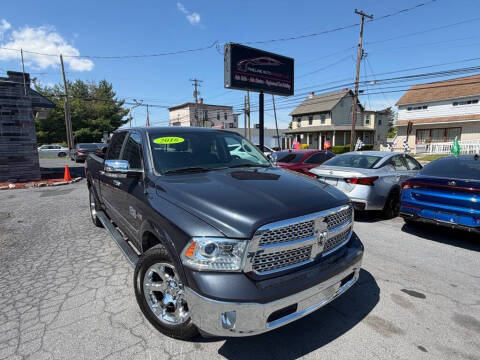 2016 Ram 1500 Laramie 4WD photo