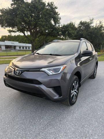 2016 Toyota RAV4 LE FWD photo