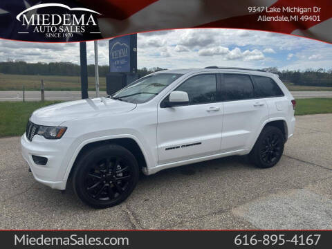 2019 Jeep Grand Cherokee Altitude 4WD photo