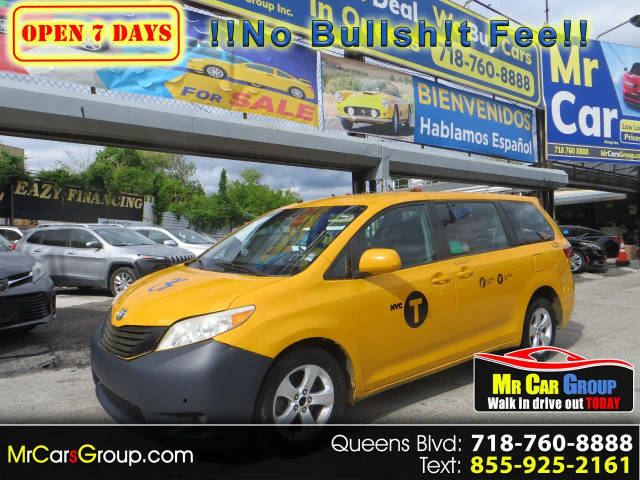 2017 Toyota Sienna L FWD photo