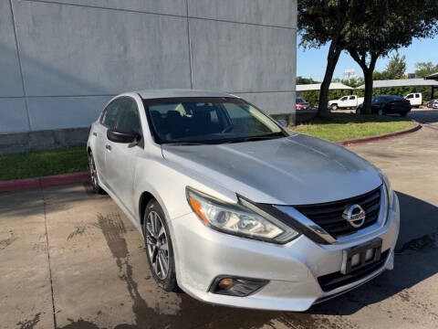 2017 Nissan Altima 2.5 SV FWD photo