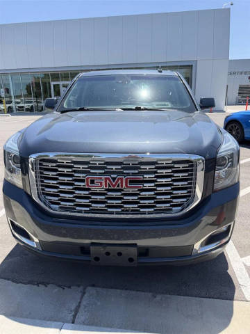 2020 GMC Yukon Denali 4WD photo