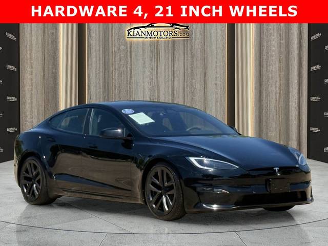 2023 Tesla Model S Standard Range AWD photo